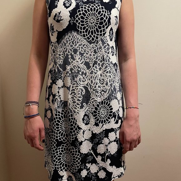 Dress with cardigan set - Picture 2 of 6